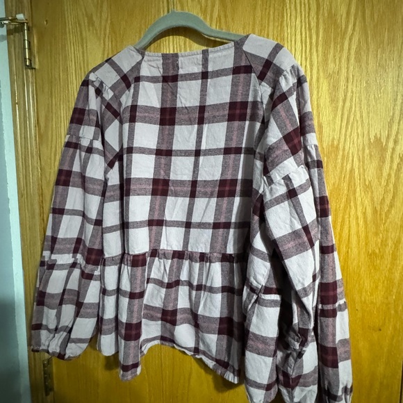 Altar’d State flannel blouse XL like new - Picture 3 of 3